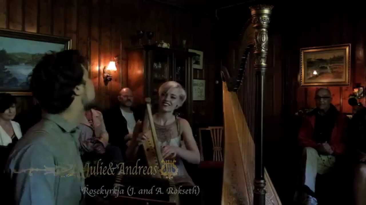 Julie & Andreas - Rosekyrkja (Live, Lilleg&aring;rden)