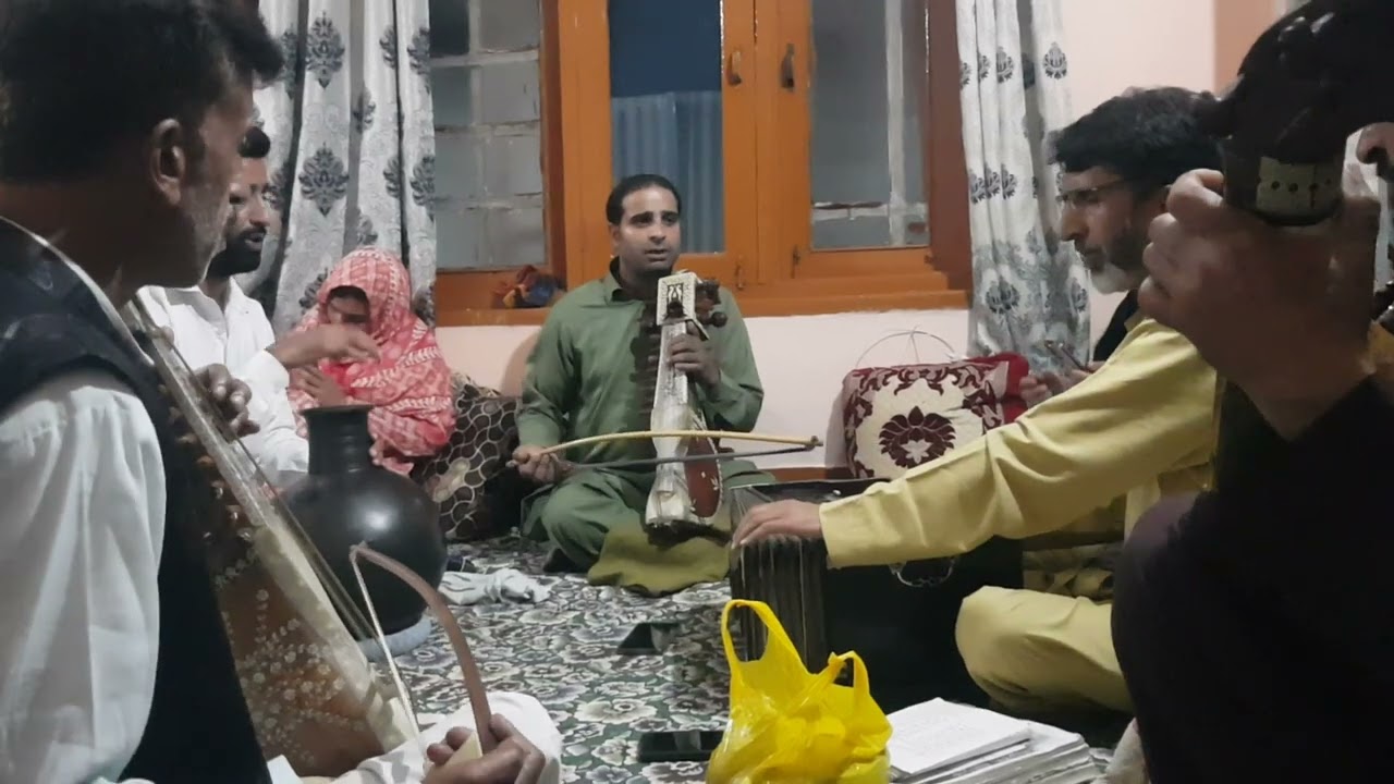 Singer Gh Hassan Mir || #music #kashmirisongs