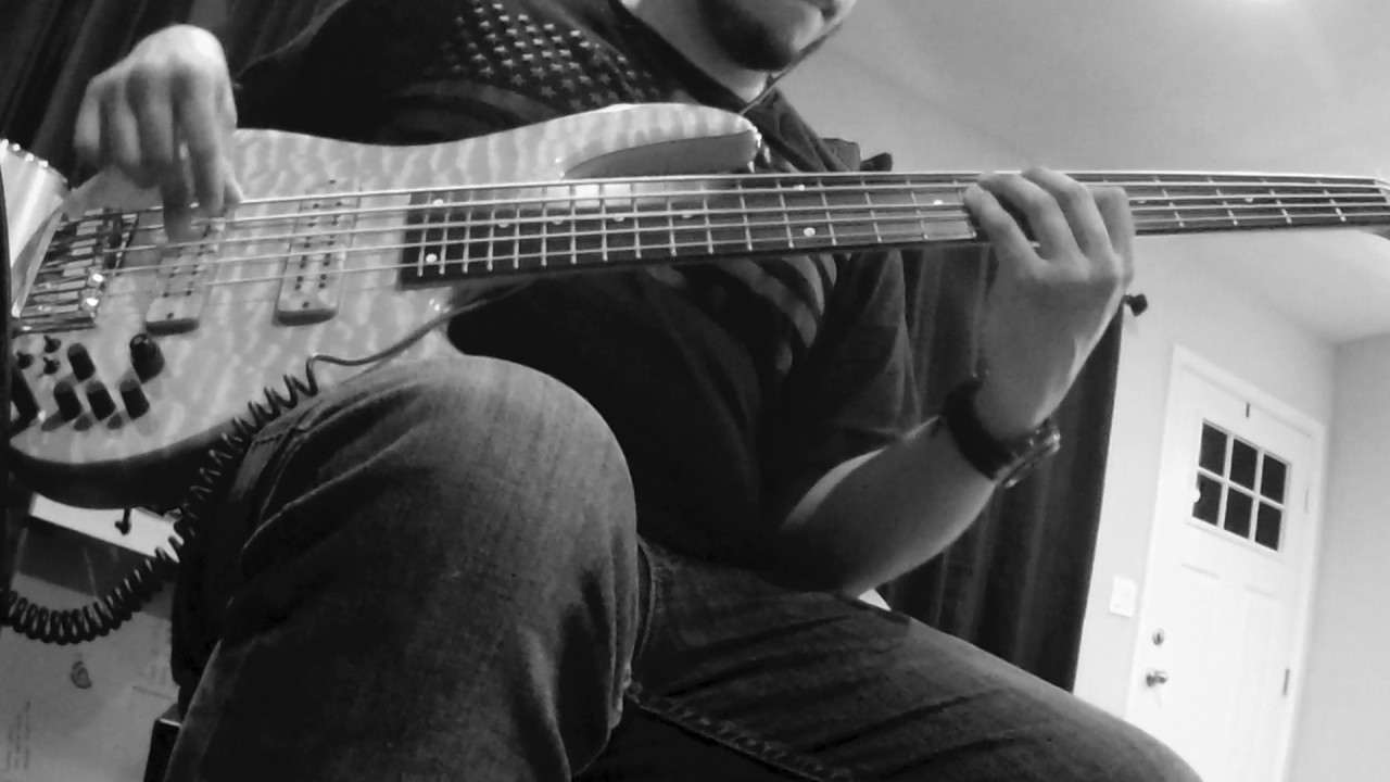 A Ella – (Bass)