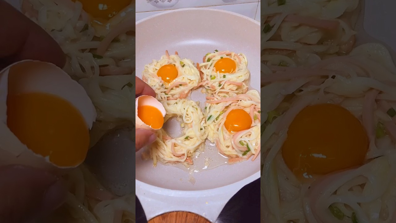 Golden Shredded Potato & Egg Fritters: Crisp-Lacy Comfort #chinesefood #easycooking