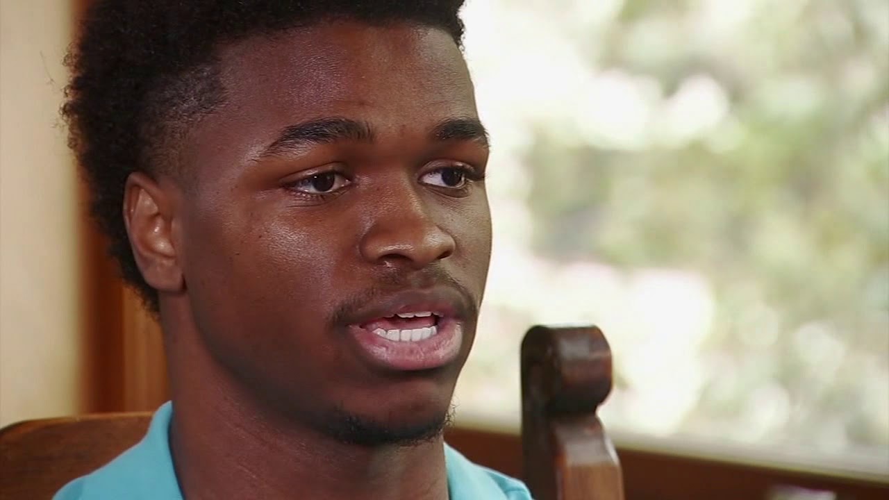 AJ Armstrong's older brother reportedly witnessed parents' murder, records say