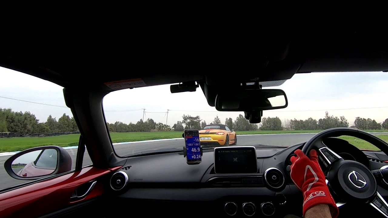 Mx5 ND track day   chasing a friend's 718