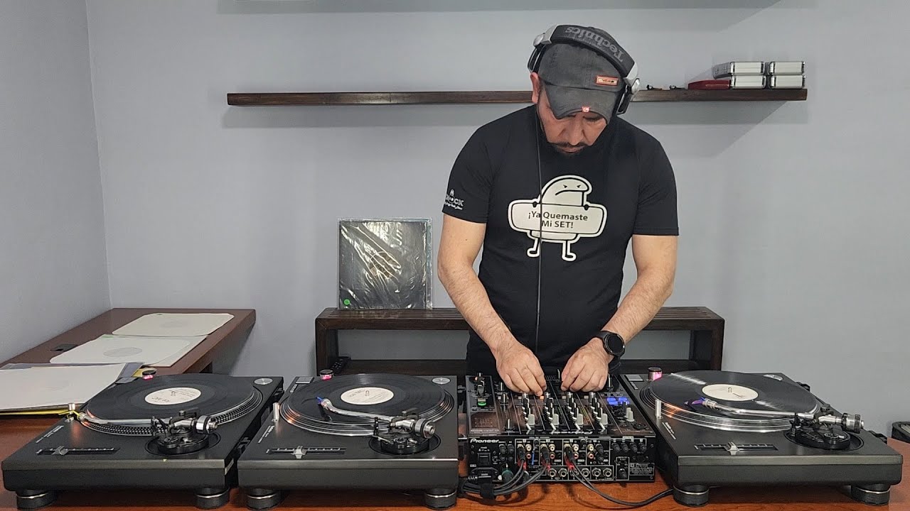 Dj ChoocK  - EuroDance 90's - Dance Music - Call Me
