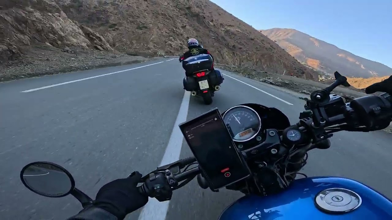 harley davidson street road chasing bmw s1000xr yamaha fjr kawasaki gtr 1400 on mountain road