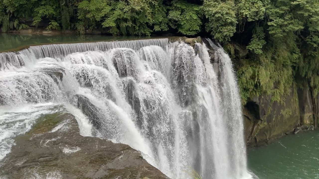 Relaxing Waterfall Sounds I 10 Hours I Black Screen