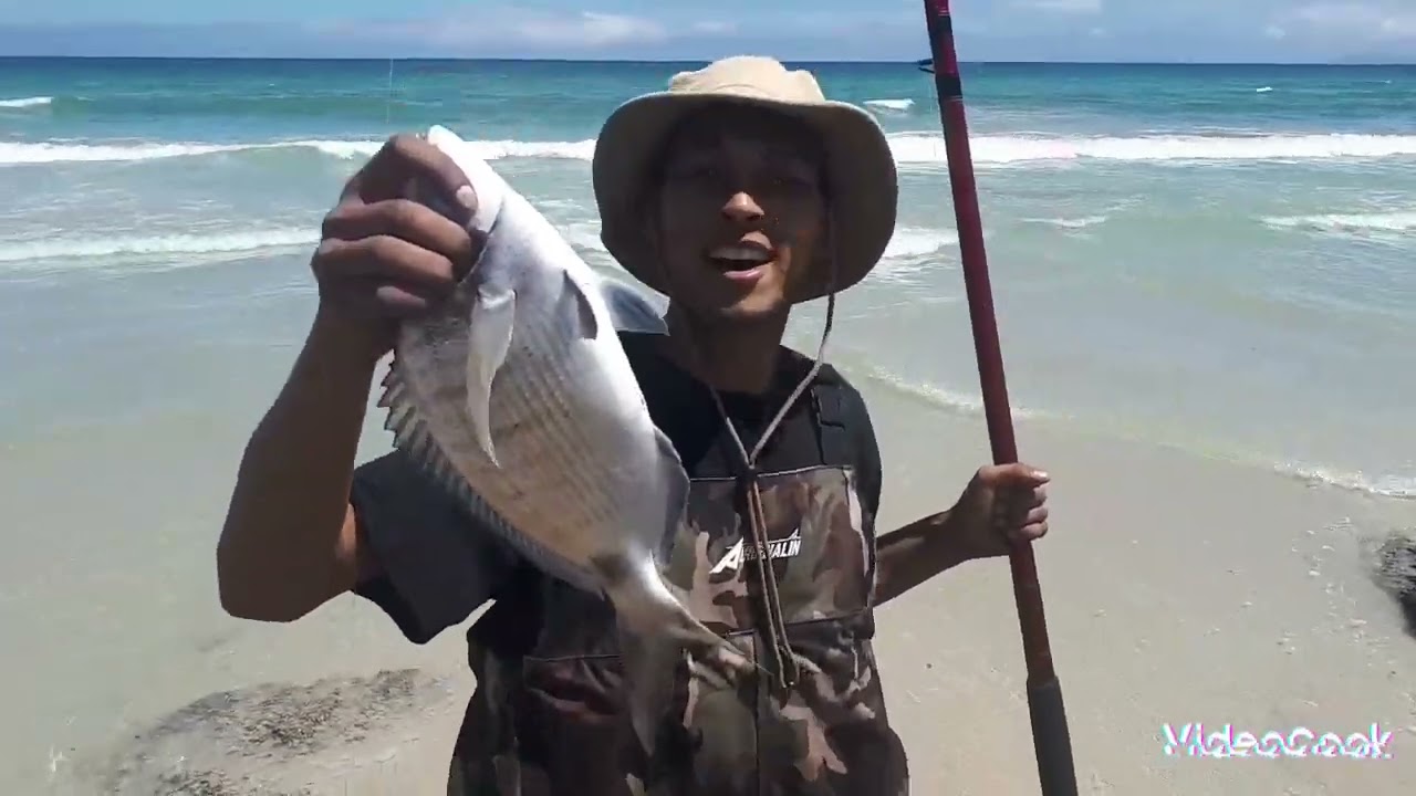 weekend fishing at macassar beach false bay...Die Strand Loopers...