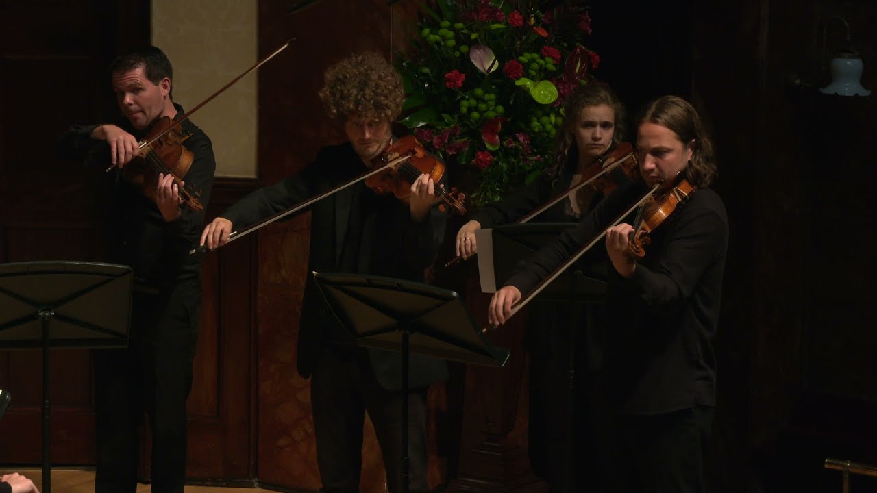 12 Ensemble - Beethoven, String Quartet No. 15 in A minor Op. 132: Molto adagio