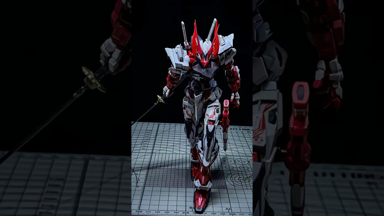Astray Red frame custom gundam build #astray #arf #gundam #modelkit #bandai #gunpla #shorts #video