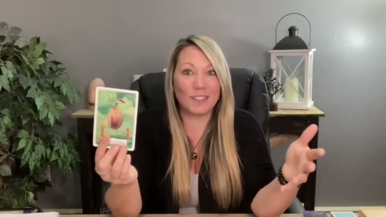 Aquarius ♒️ Will The 2 Of You Finally Meet In The Middle? 🤔 Love Tarot Horoscope