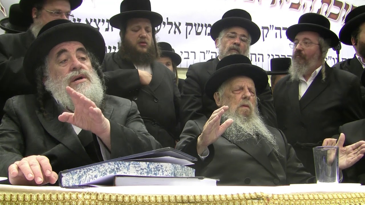 אדמורי ויזניץ בשירת 