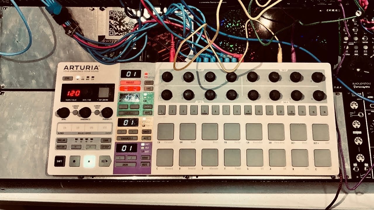 Рассказывать о: Arturia Beatstep Pro с тафони