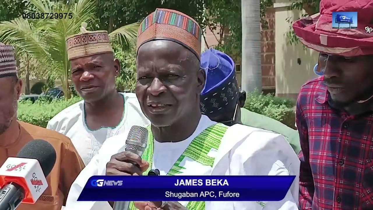 Boya Ya Raba Kayan Sallah Da Abincin Ramadan Ga Al-ummar Maza Ban Sa, Fufore/Song