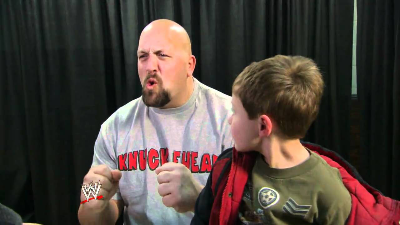 The WWE Universe attended a special autograph signing