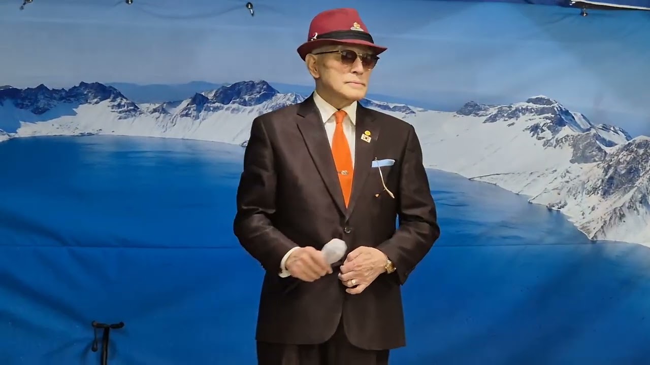 가수 월하권울고넘는박달재원곡 박재홍두르미예술단😊😊😊