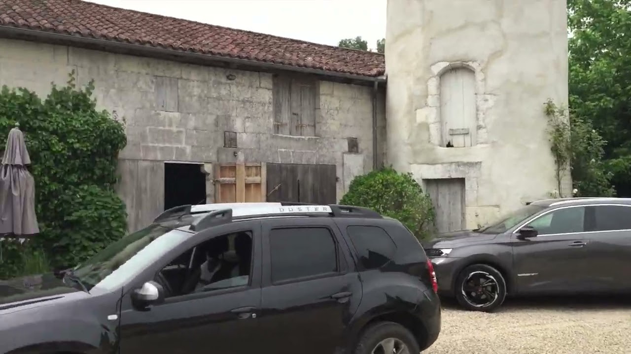 DA1031 Tour video - Luxurious riverside manor house for sale near Aubeterre, Dordogne
