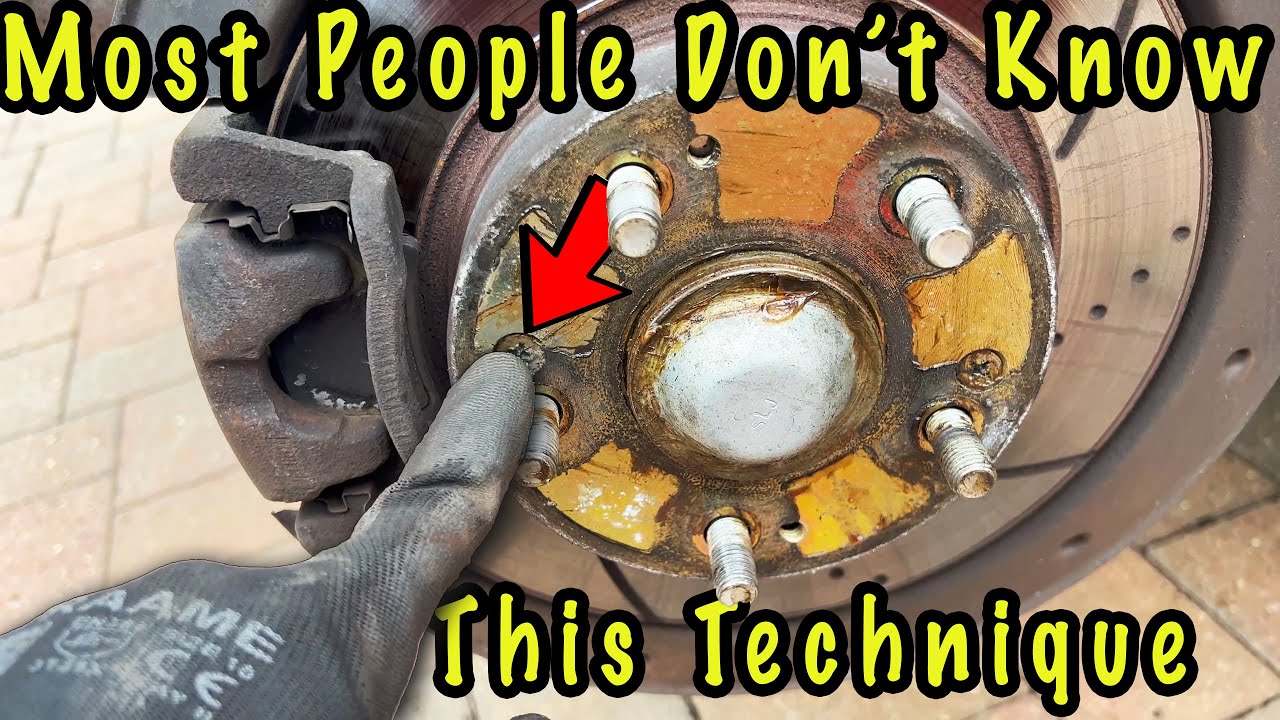 UFO Civic Rear Brake Job - Honda Civic 8Gen Brake Pad and Disc Replacement Tutorial