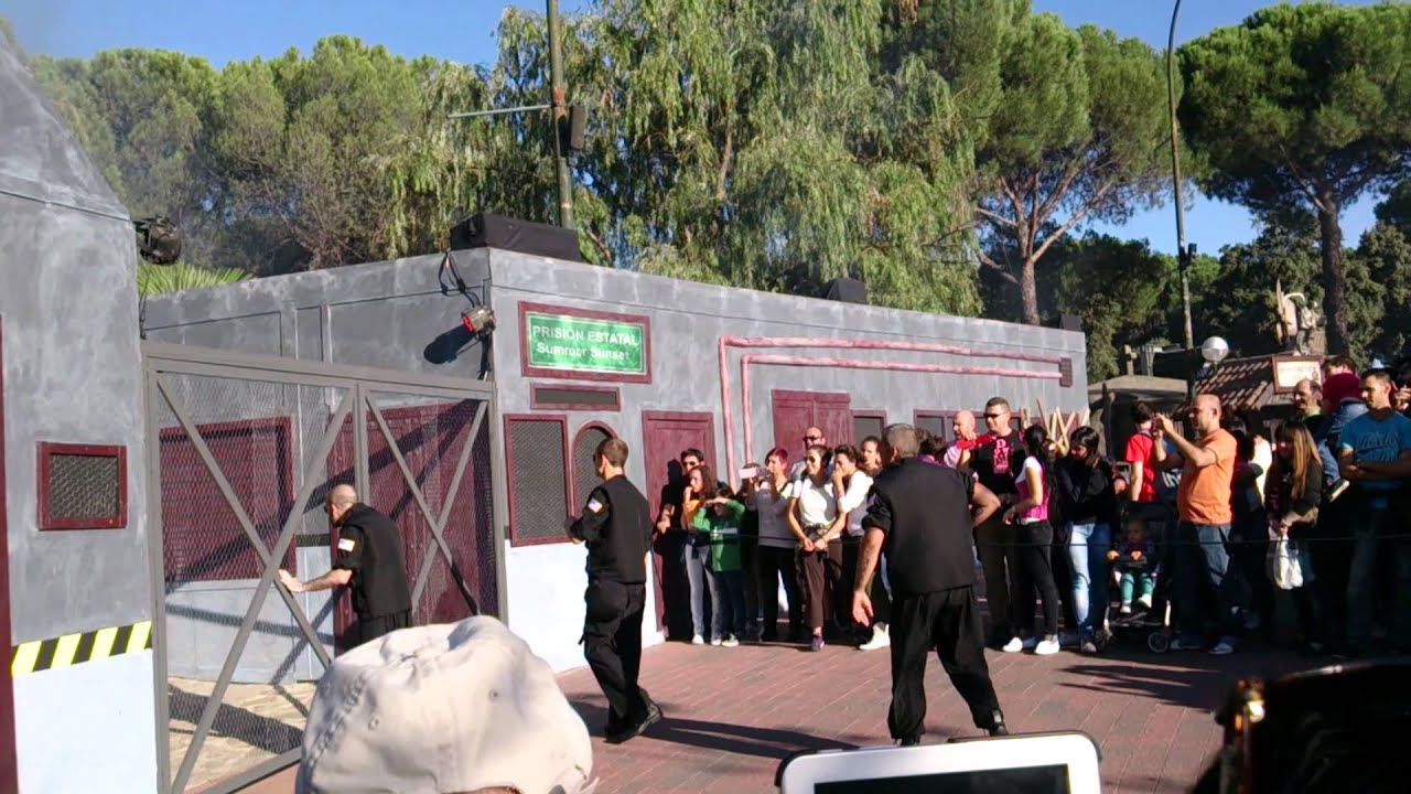 Salida zombies parque de atracciones Madrid