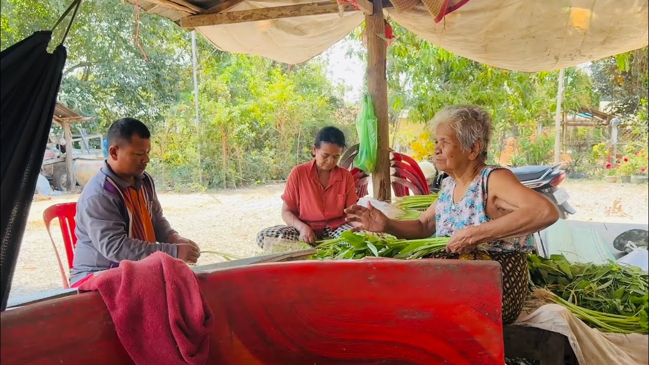 SECRET to the Best Cha Kroeung: Authentic Khmer Lemongrass Chicken