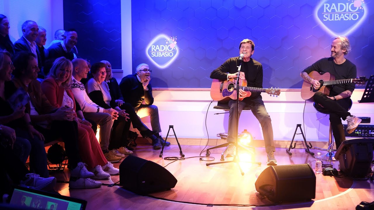 GIANNI Morandi 🌹🎸🌷 Mini Concerto Acustico a Radio Subasio 💜 LIVE