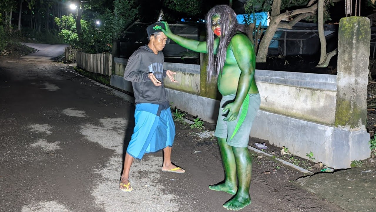 Tepuk Jidat Dari Buto Ijo | Prank Buto Ijo | Ghost Prank