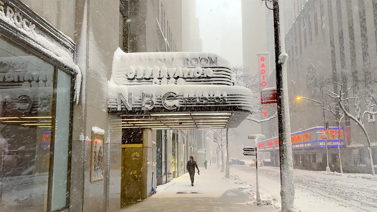 👉 NYC Blizzard 2026 ❄️ Walking from Central Park to Times Square | 4K Snowstorm Ambience