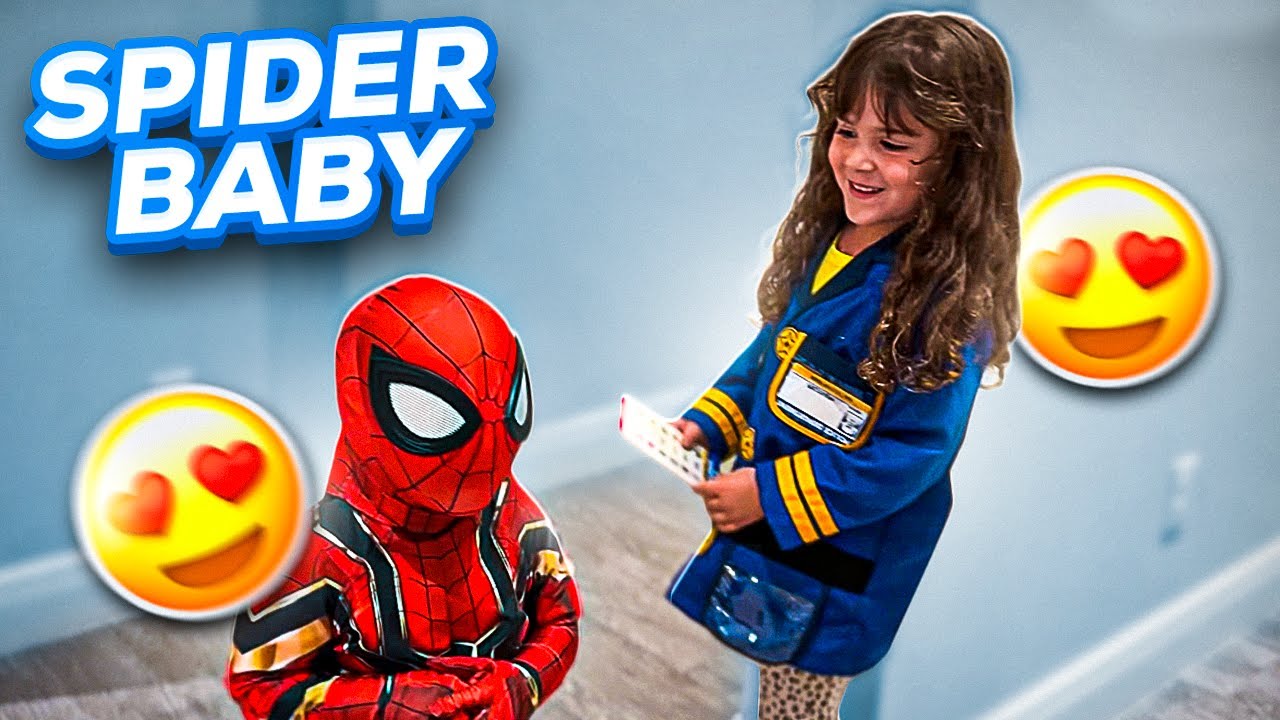 SPIDER BABY INVADIU A MINHA CASA - Fam&iacute;lia Brancoala