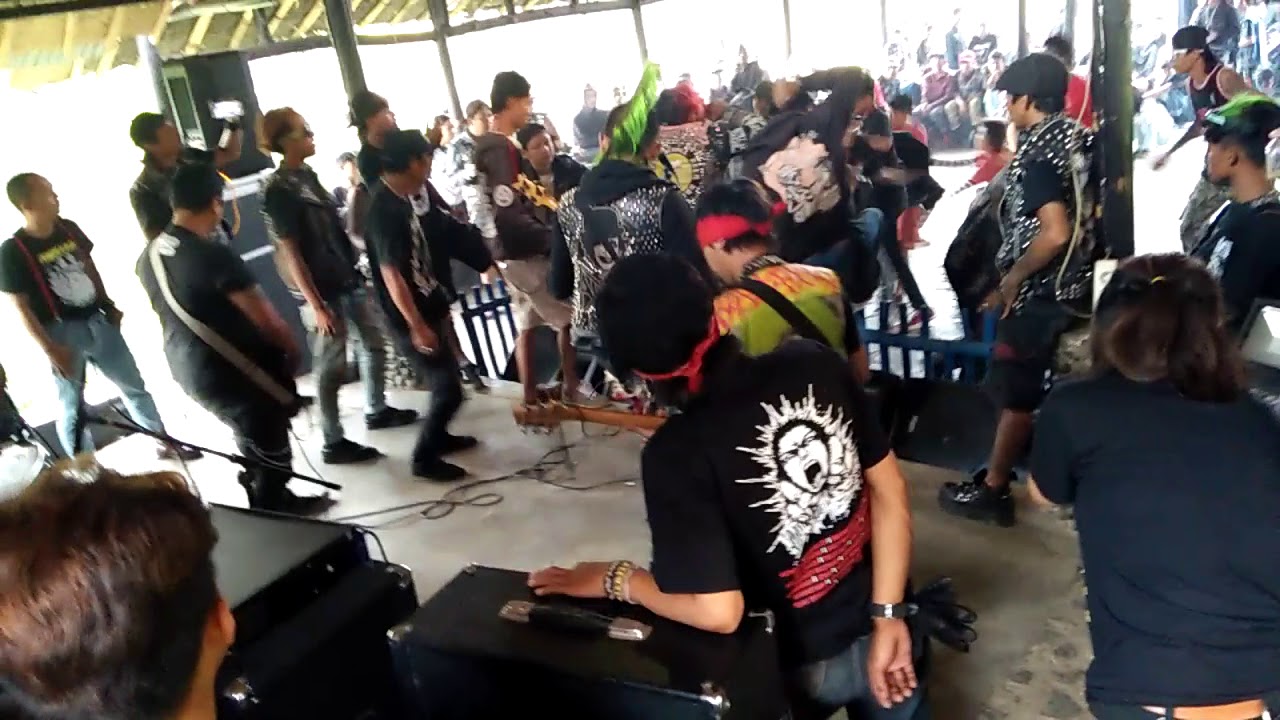 Bakiax oi live in bandung anarco