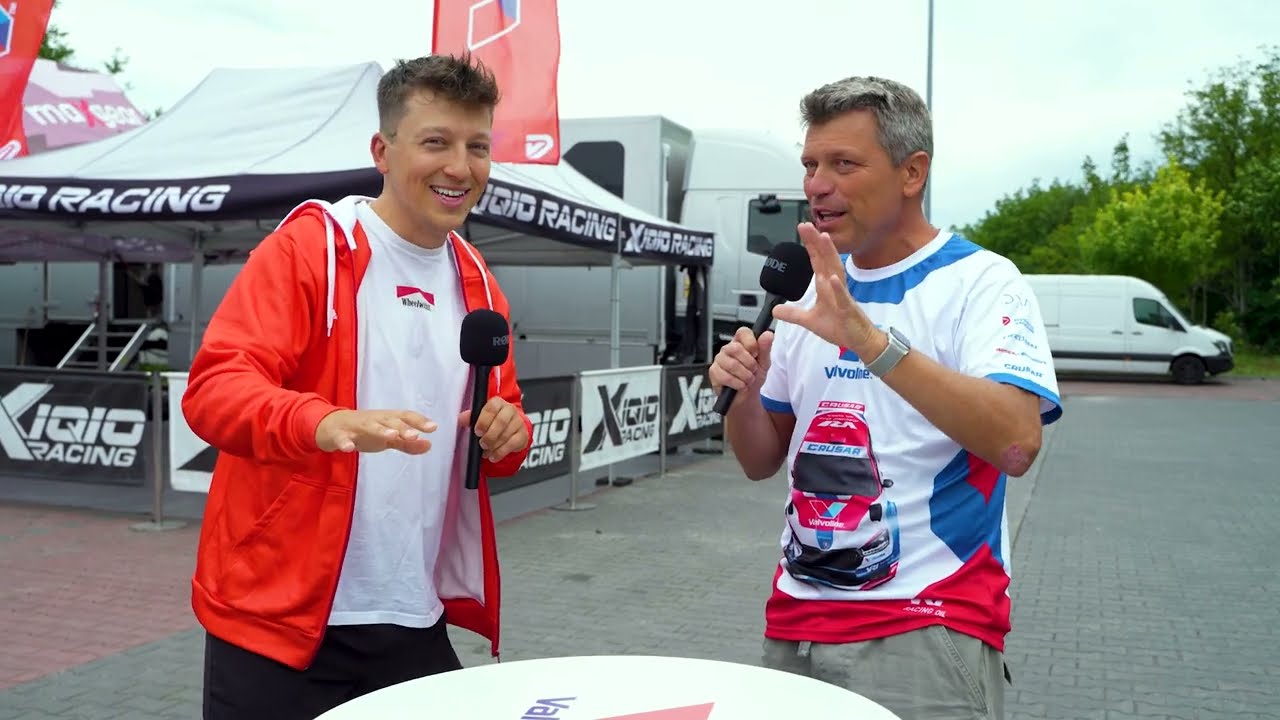 Wywiad, który powinien być podcastem! Buczooo (Hi_5) przepytuje Grzegorza Grzyba! CZ.1