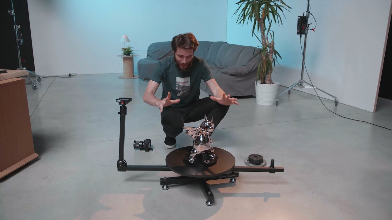 Proaim Compass 360&deg; Rotating Photo Booth/Turntable for Videography & Product Photography | Review