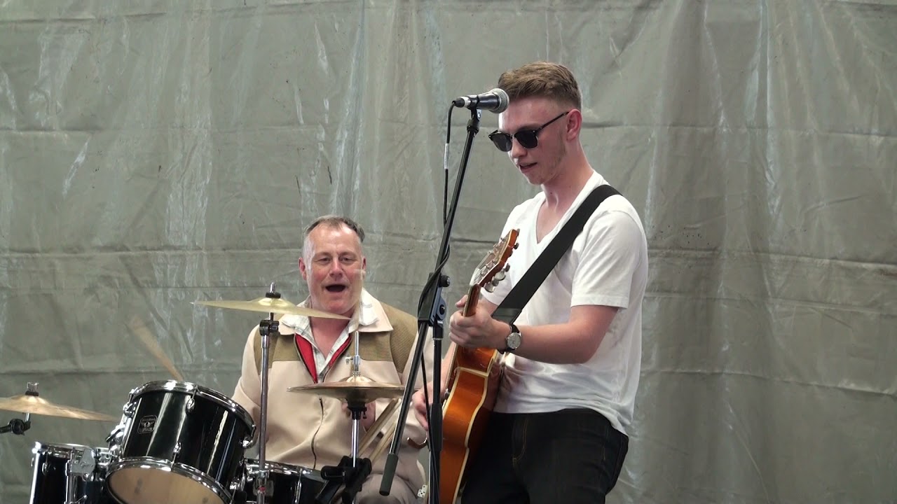 The Discoveries '' Teddy Boy Boogie ''