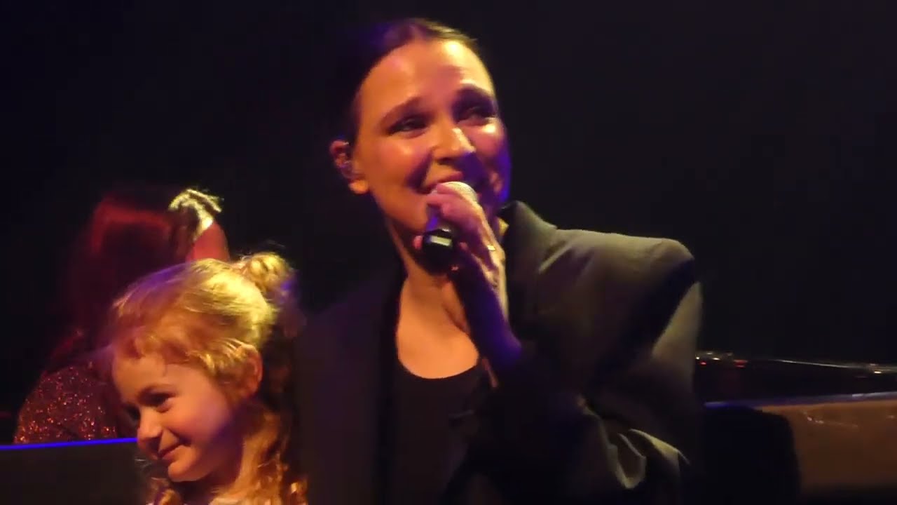 Anne Sila Nous (Hervé Vilard) @Théâtre Simone Signoret Conflans-Sainte-Honorine 9/12/2022