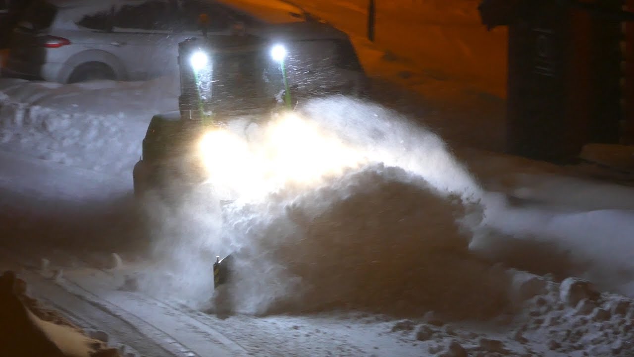 Avant 760i Removing Heavy Snow in The Snowy Mountains Of Norway | Trysil | Winter Time 2018