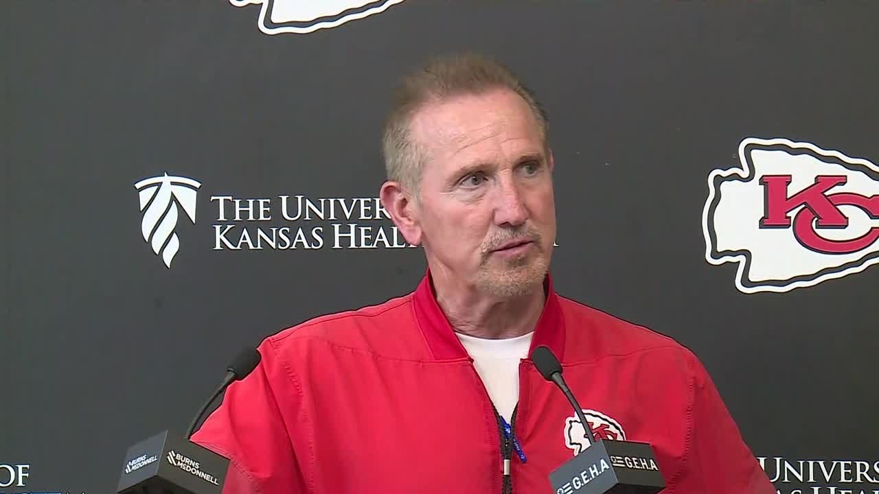 Chiefs defensive coordinator Steve Spagnuolo speaks during OTAs
