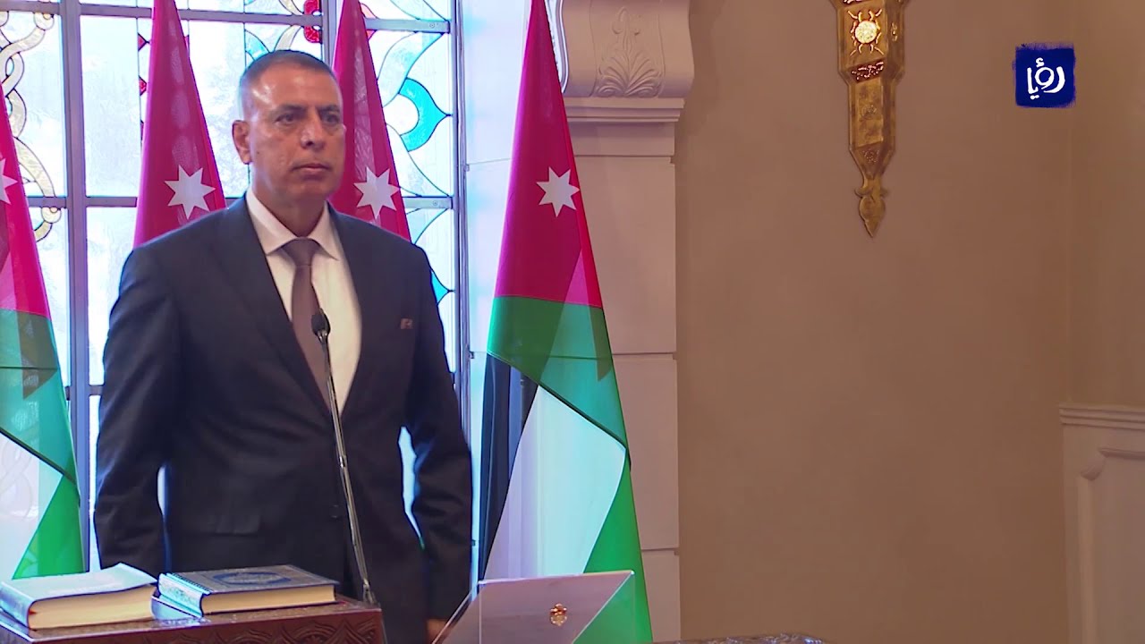 إرادة ملكية بالموافقة على إجراء تعديل على حكومة الخصاونة