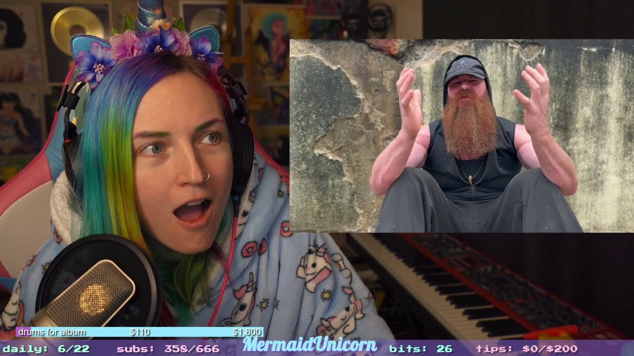December 15 - music media share monday 📺reacting to your vids from !discord🦄