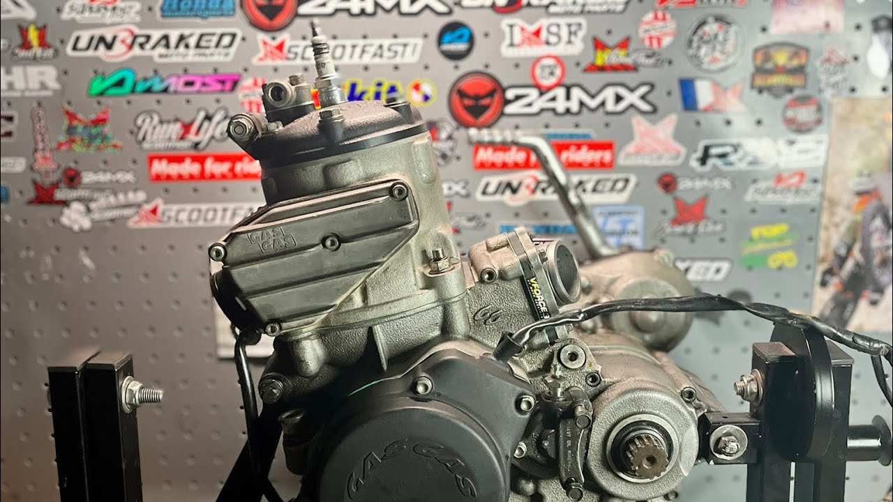 Cómo montar el motor de una gasgas ec250 2006
