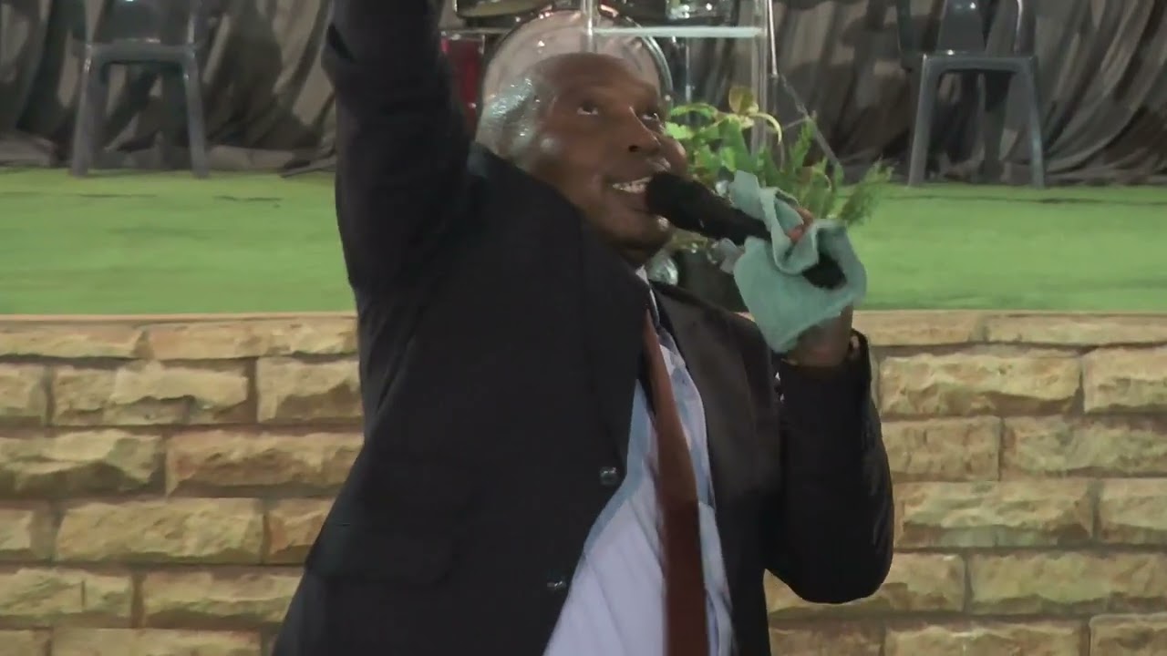 Bishop Sekete - Dankie Modimo Gospel fire Family Church 📍De Deur