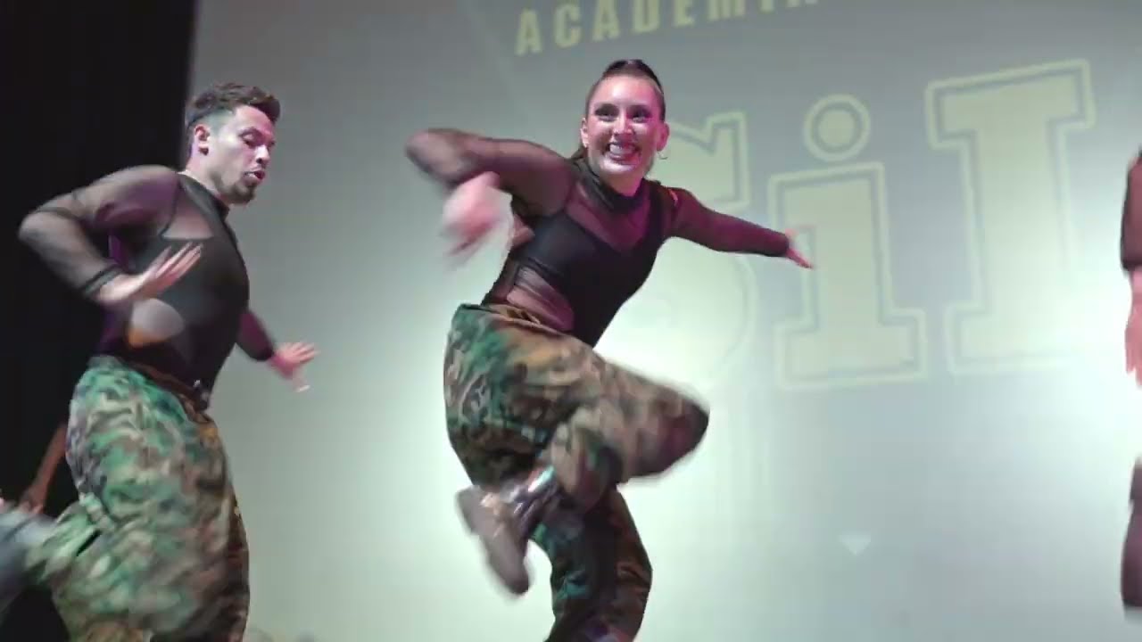 ACADEMIA DE DANZA SIL CHILE / URBANO 3