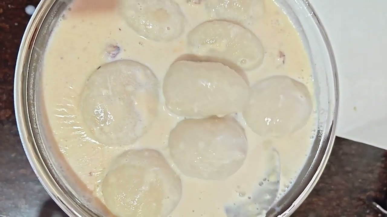 बिहार का फेमस रेसिपी चावल के आटे का दूध पीटा, एकदम रसमलाई जैसा।Rice Flour Milk Pitha Recipe l