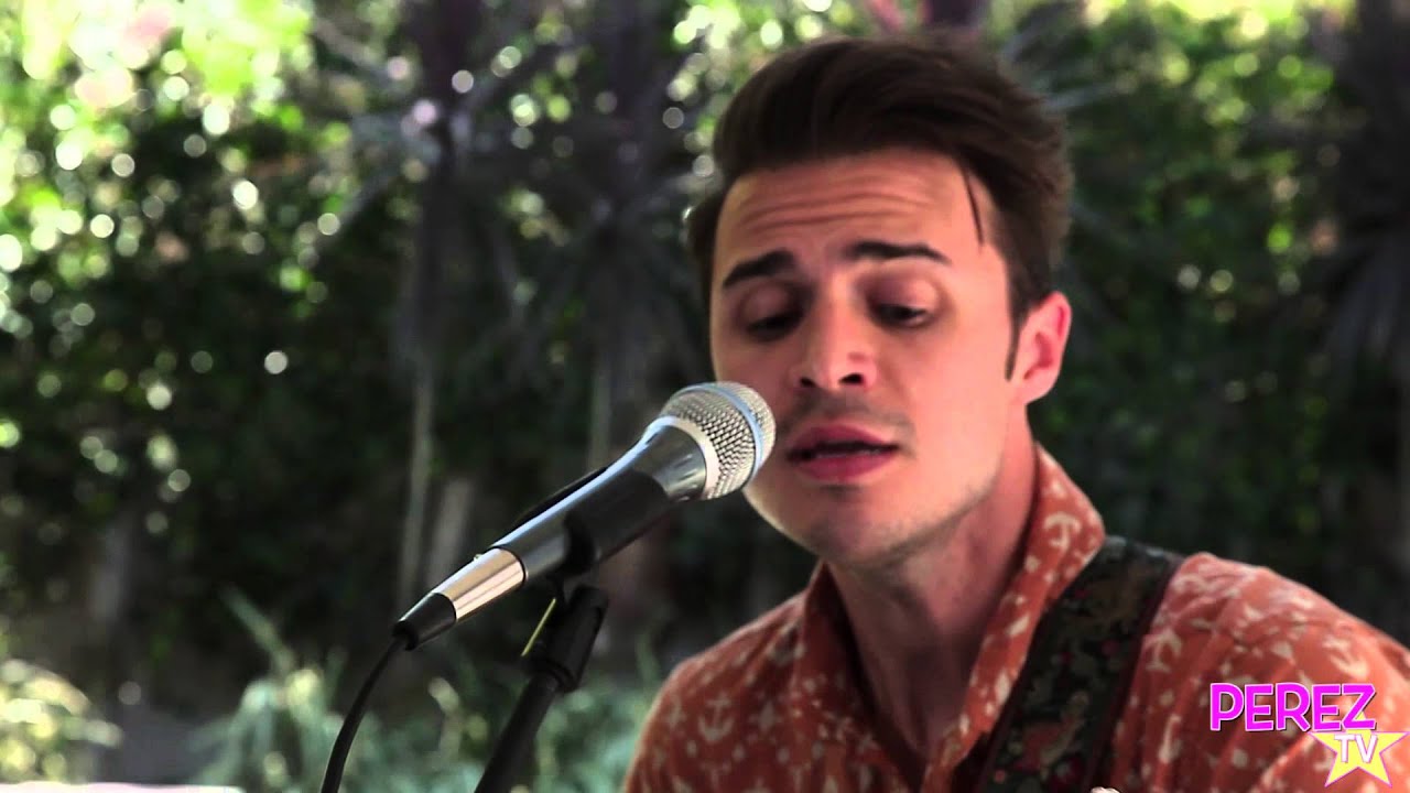 Kris Allen - "Team/Pompeii" (Acoustic Perez Hilton Performance)