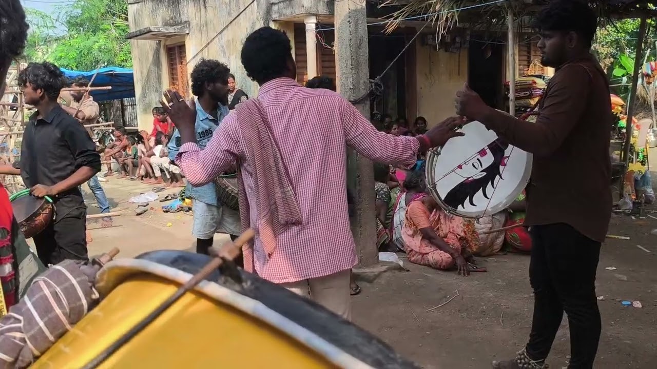 Poppari padal mani