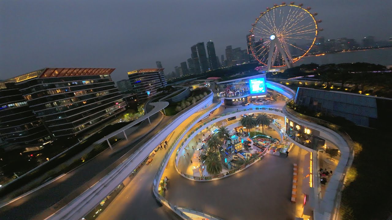 Chasing the Last Light: An FPV Journey Through the Ferris Wheel's Glow | 穿越機遊覽 - 歡樂港灣摩天輪之黃昏