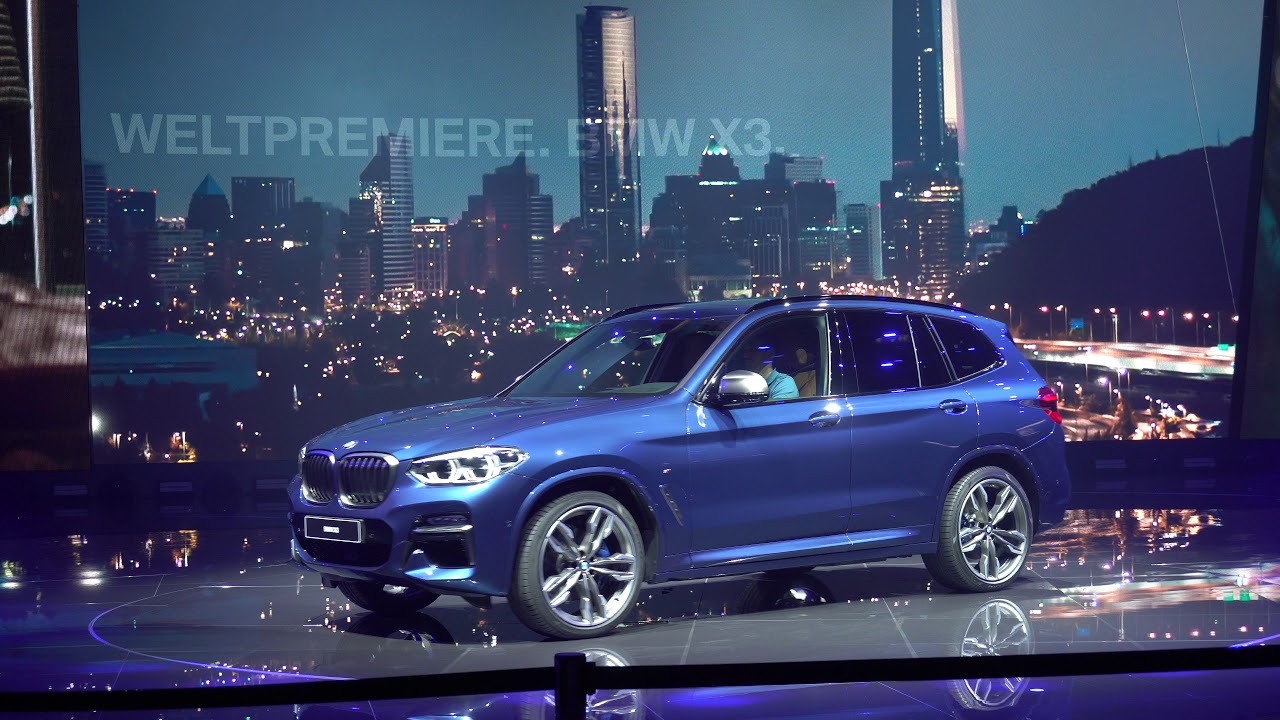 IAA 2017 BMW Show in 4K