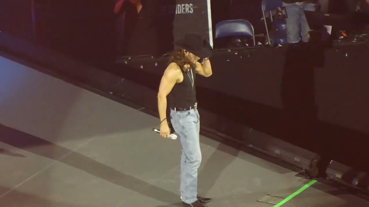 Warren Zeiders - Heartbreaker Live at Houston Livestock Show & Rodeo 2025