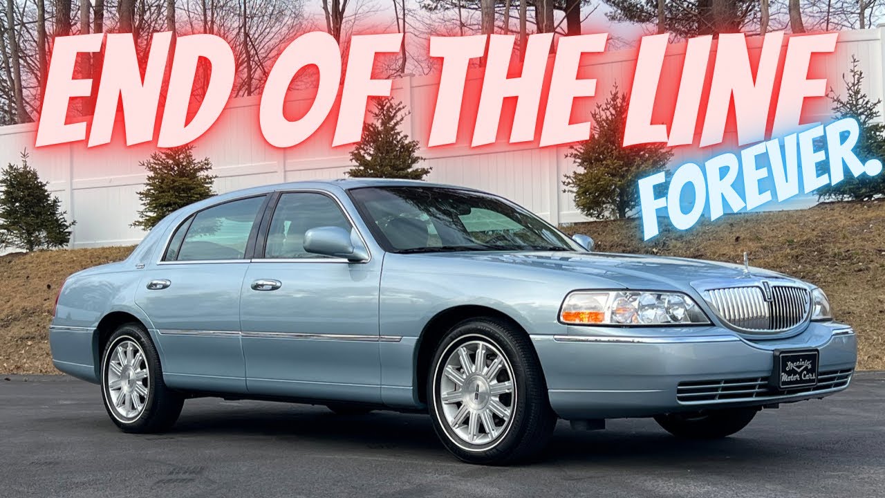 9,100 Mile 2011 Lincoln Town Car END OF PRODUCTION CAR For Sale Specialty Motor Cars