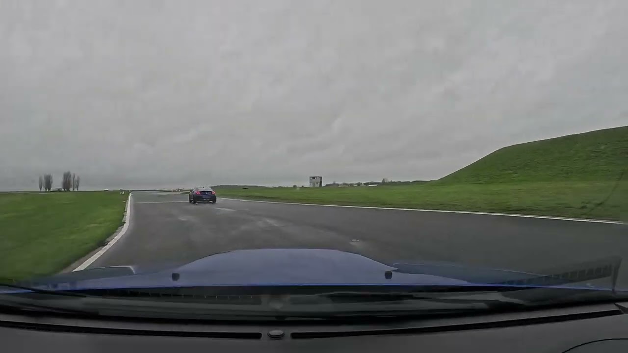 1/12/2025 Bedford Autodrome Trackday Session 2 (Front Camera)
