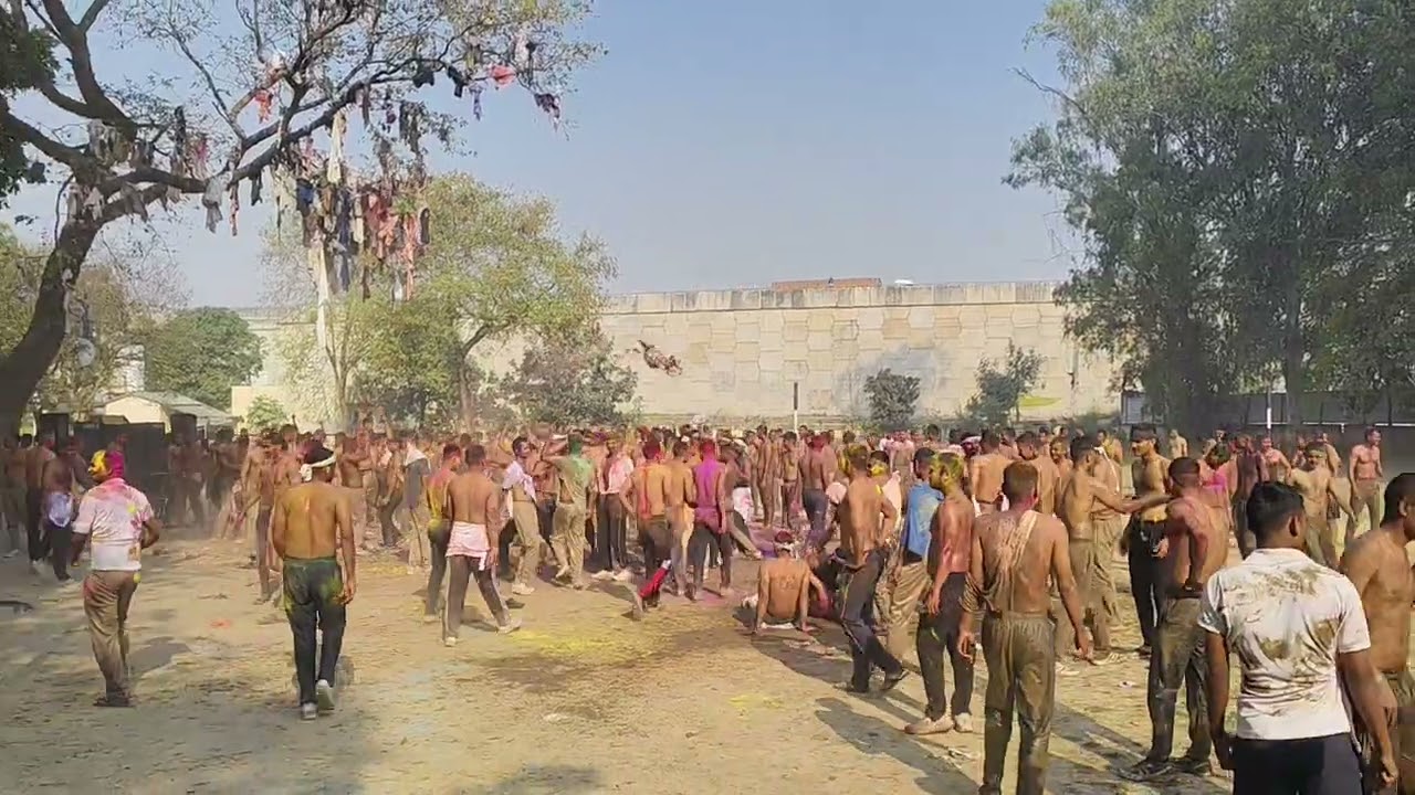 First Holi 🫟 in police 🚨👮 #trending #viral #holi #viralvideos 