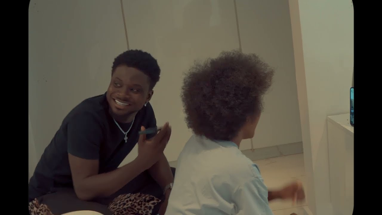 Kuami Eugene Hosts Ama Yeboah And Her Family