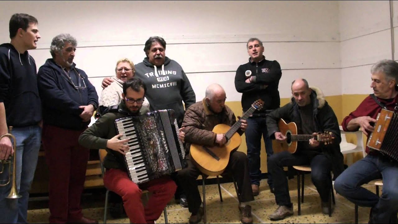 Gli Amici della Val Graveglia cantano il Trallalero Antico dei drappi della bella Marinin