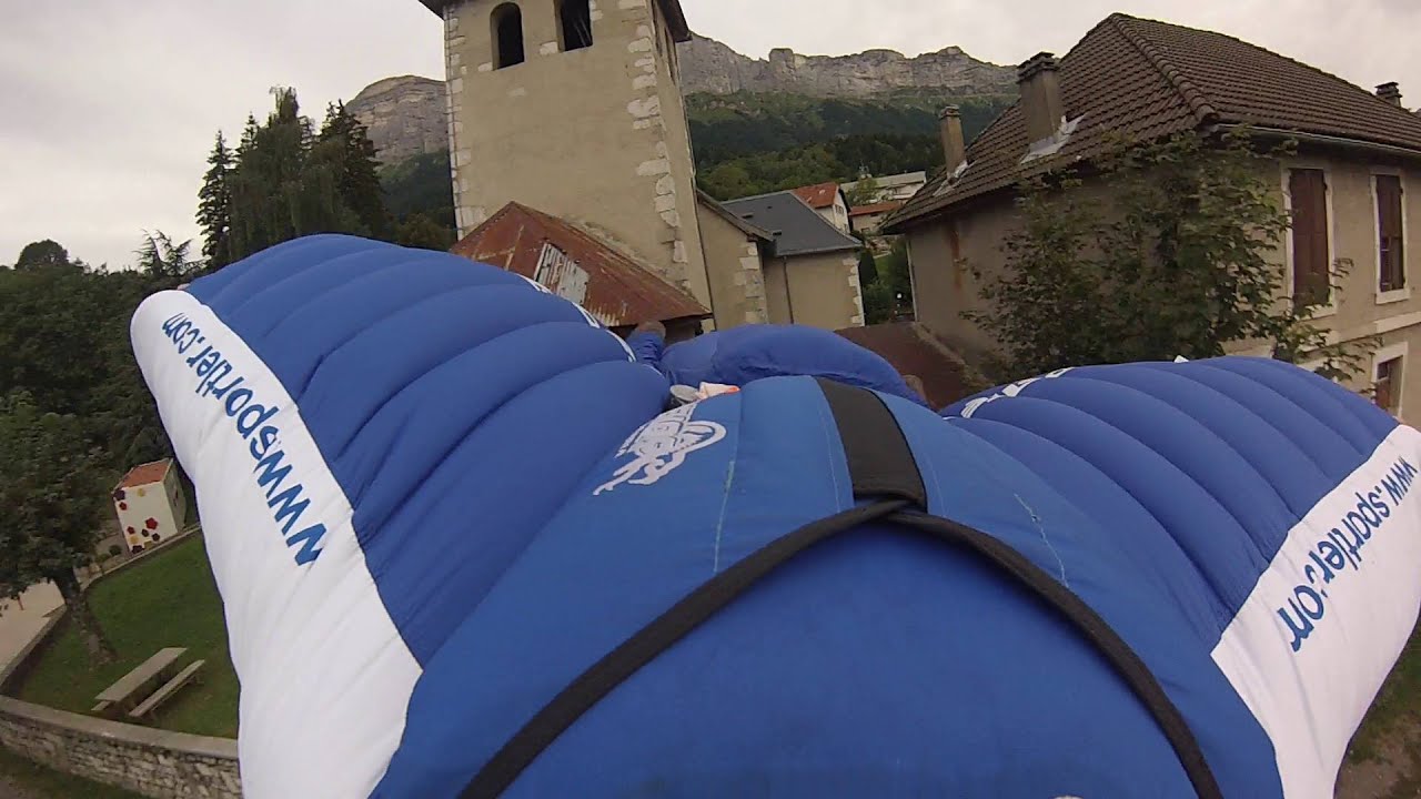 GIANT Slalom - Wingsuit fly